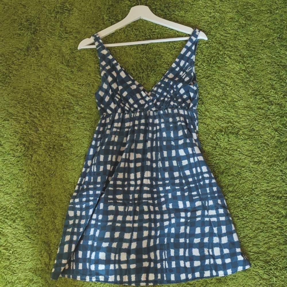 Blue and white splatter paint patterned v-neck mini bubble dress, Old Navy, smal
